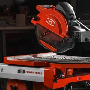 iQ Power Tools iQTS244CE Staubfreie Fliesenschneider – Aktionsset mit 2x Diamantblatt, Schleifstein & Polierpad – Bild 6