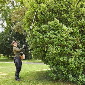 Stihl HLA 135 accu heggenschaar buiten
