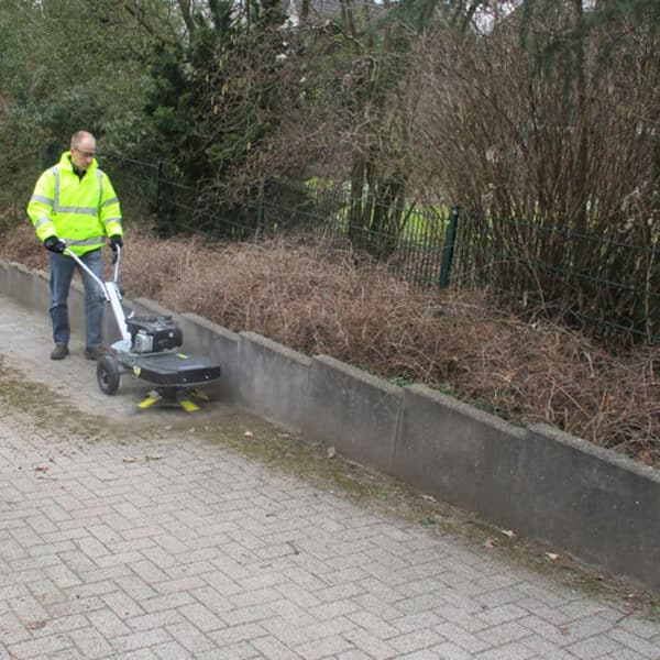 Kwern Pro 66 wildkrautbürste unkraut